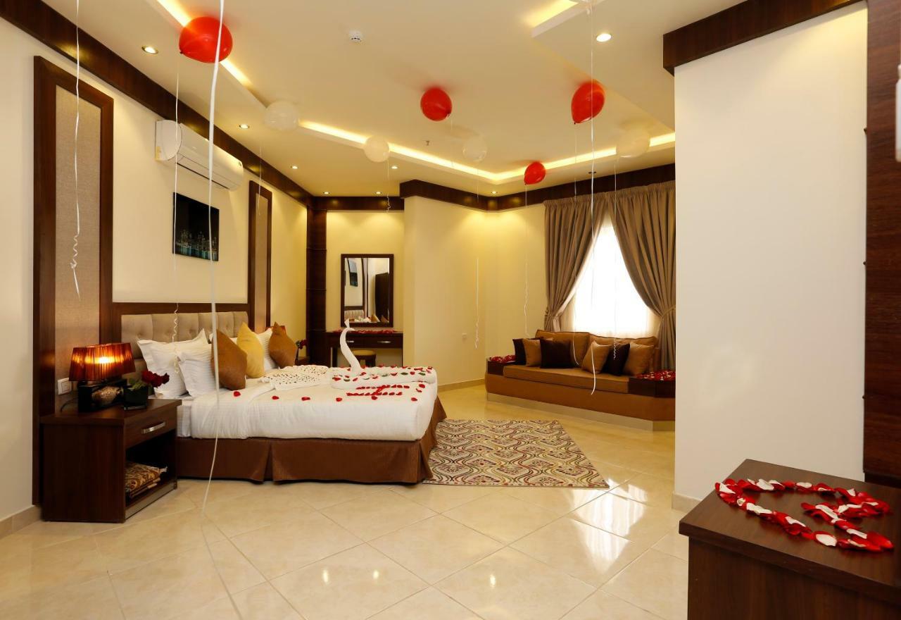 Innyar Hotel Riade Exterior foto